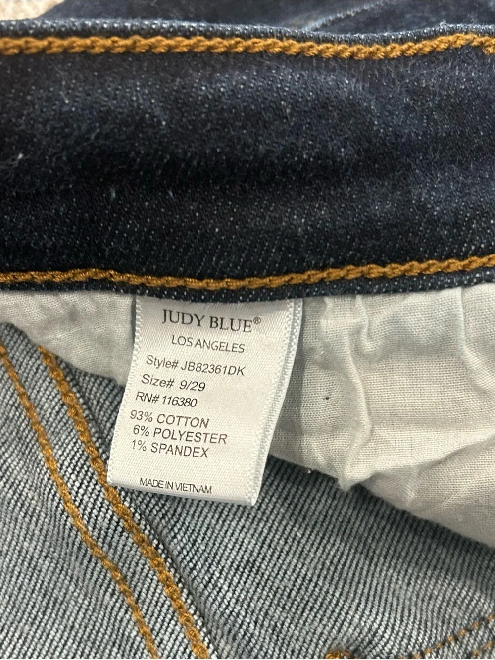 Judy Blue Mid rise Boot Cut Jeans
